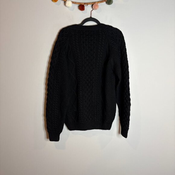 Vintage Deadstock Black Wool Cableknit Cardigan sweater - Picture 4 of 4